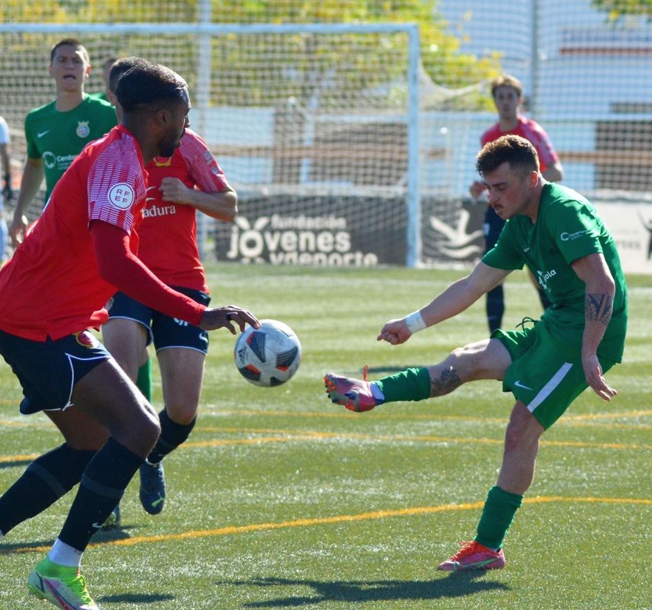 El Cerdanyola FC  no pot puntuar a Montijo